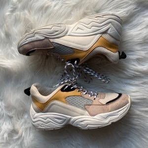 Steve Madden Shirli suede dad sneakers US 8